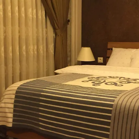 Hotel Lapeistra Gure