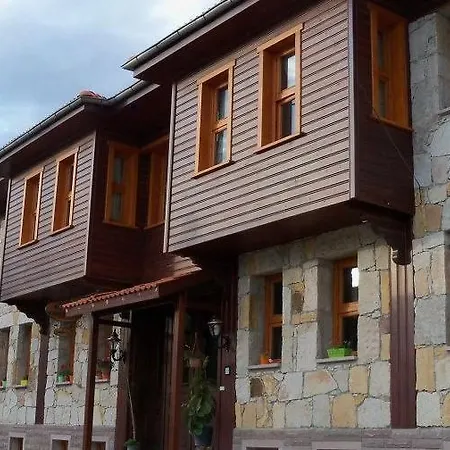 Lapeistra Gure